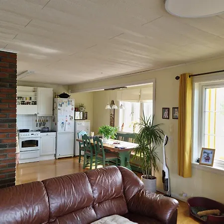 8 Person In Hébergement de vacances Eydehavn